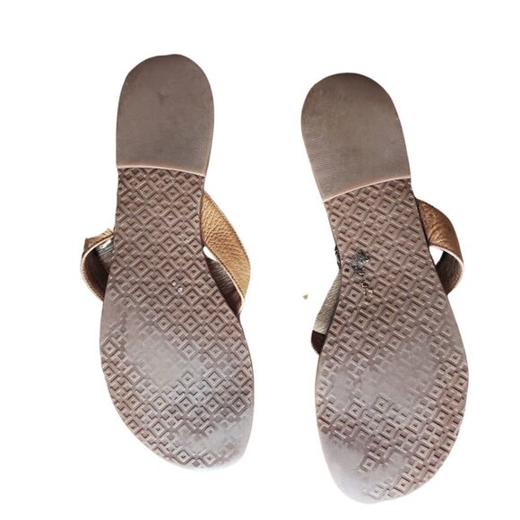Tory Burch Resortwear Coconut Girl Thora Leather Sandals - Picture 2 of 2
